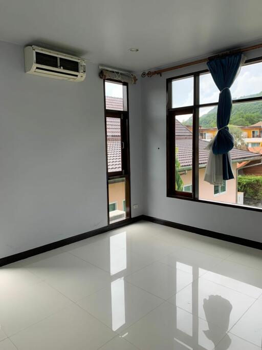 House with Mountain view 3 bedrooms for sale in Kamala