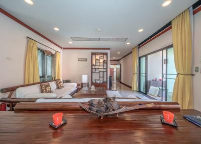 Baan Bua 4 Bedrooms Luxury Villa With Private Pool For Sale In Nai Harn-Rawai Phuket