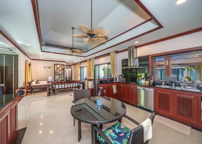 Baan Bua 4 Bedrooms Luxury Villa With Private Pool For Sale In Nai Harn-Rawai Phuket