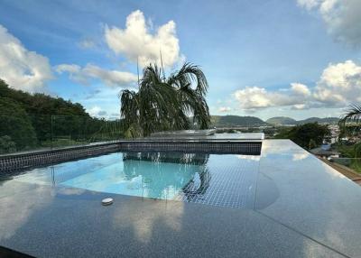 Stunning 5 Bedrooms Villa With Private Pool For Sale In Kathu Phuket