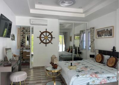 Luxury 5 bedrooms villa for sale in Rawai