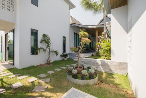 Newly Villa 3 Bedrooms With Private Pool For Sale In Choeng Thale Phuket