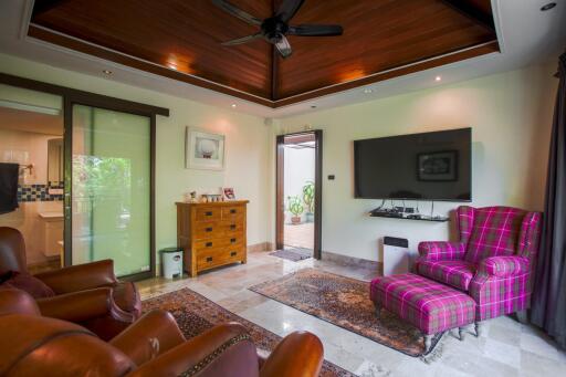 6 Bedrooms Private Pool Villa With Land Area 1077 Sqm. For Sale In Choeng Thale Phuket