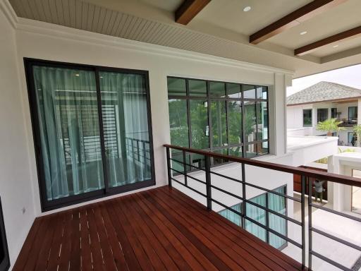3 Bedrooms Private Pool Villa With Land Area 336.80 sqm For Sale In Choeng Thale Phuket