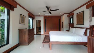 4 Bedrooms 4 Bathrooms Villa For Sale Land Area 1105.20 Sqm. In Rawai Phuket