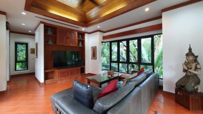 4 Bedrooms 4 Bathrooms Villa For Sale Land Area 1105.20 Sqm. In Rawai Phuket