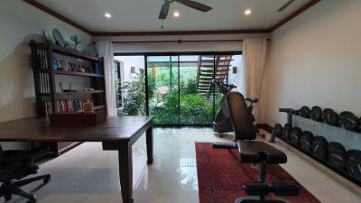 4 Bedrooms 4 Bathrooms Villa For Sale Land Area 1105.20 Sqm. In Rawai Phuket