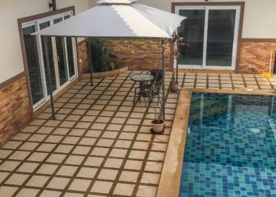 RENT Private house with swimming pool, 3 Bedrooms, size 120 sqm. Nong Hin area, Pattaya / R-0320C