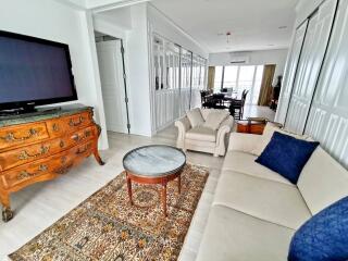 2 Bedroom Condo for rent Riverside Villa