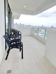 2 Bedroom Condo for rent Riverside Villa