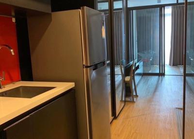 1-BR Condo at Siamese Surawong near MRT Sam Yan