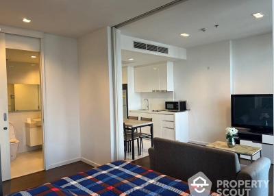 1-BR Condo at Nara 9 Sathorn-Narathiwas near BTS Saint Louis