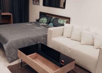 Studio bed Condo in Rhythm Sukhumvit 36-38 Phra Khanong Sub District C11774