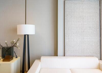 Luxury One Bedroom Unit Modern/Minimalist Style Tastefully Decorated By Interior Design