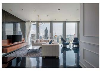 Ultra Luxury 2 Bedroom Unit Entirely Renovated At Ritz Carlton Residence.