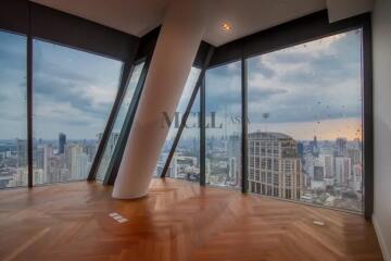 Penthouse Marque Sukhumvit