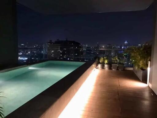 Penthouse Marque Sukhumvit