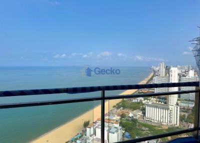 2 Bedrooms Condo in Reflection Jomtien C011458