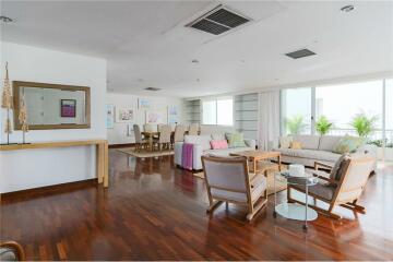 For Rent Modern 3 Bedrooms Pet Friendly in Sathorn