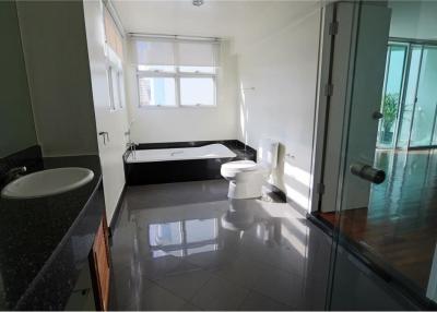 For Rent Modern 3 Bedrooms Open layout  Pet Friendly in Sathorn Just a short walk to BTS