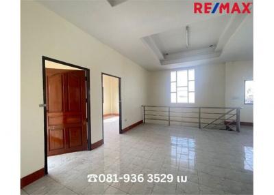 330 Sqm., 2 Beds House listed for ฿ 7,000,000.