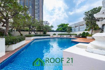 Penthouse for rent in Jomtien only 30 meters from the sea. / R-0328K