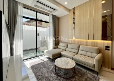 บ้าน ขาย 4 ห้องนอน 181 ตร.ม. ที่ดิน 95.6 m² ใน  Villa La Richie, Pattaya