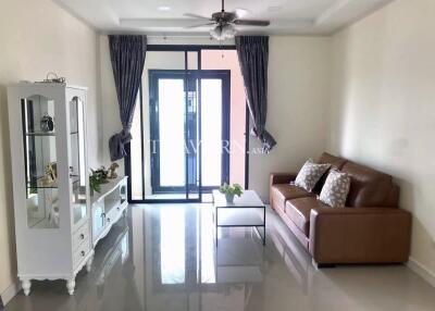 House For sale 3 bedroom 200 m² with land 216 m² in Villa Asiatic, Pattaya