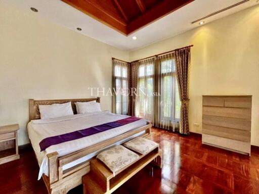 บ้าน ขาย 4 ห้องนอน 350 ตร.ม. ที่ดิน 480 m² ใน  View Talay Marina, Pattaya