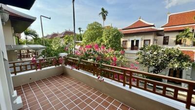 House For sale 3 bedroom 350 m² with land 460 m² in View Talay Marina, Pattaya