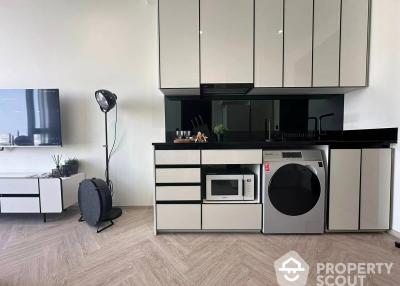 1-BR Condo at Chapter Charoennakhon–riverside near BTS Krung Thon Buri