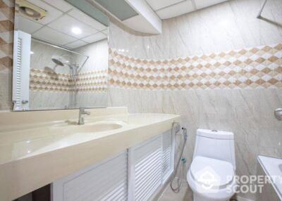 1-BR Condo at 49 Suite Sukhumvit 49 near BTS Thong Lor (ID 441082)