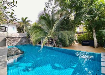 A large family home with private pool for rent or sale in Hang Dong, Chiang Mai