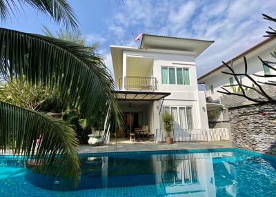 A large family home with private pool for rent or sale in Hang Dong, Chiang Mai