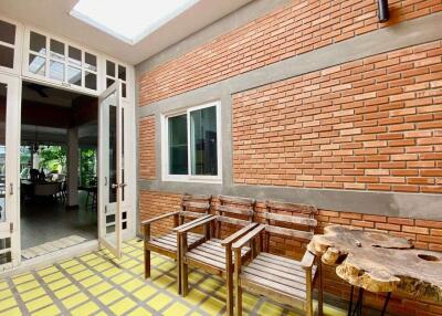 A large family home with private pool for rent or sale in Hang Dong, Chiang Mai