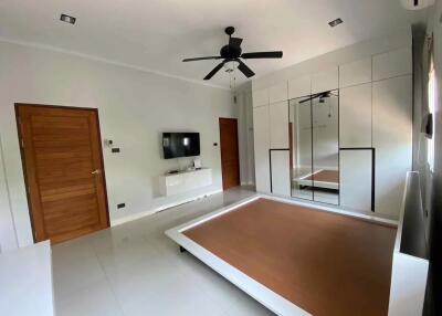 Chiang Mai House for Sale in Moo Baan Tanaboon  3-Bedroom Property