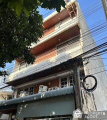 6-BR Townhouse near BTS Ari