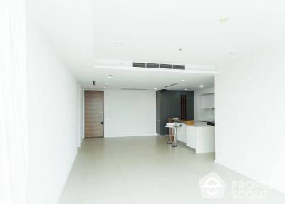 2-BR Condo at The River Condominium near BTS Saphan Taksin