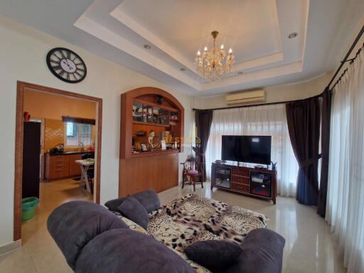 3 Bedrooms Villa / Single House in Classic Home Village East Pattaya H011702