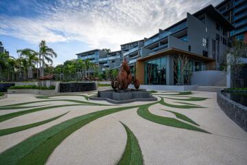 2 Bedroom Garden View Condo for Sale in Mida Grande, Surin, Phuket - Luxury Amenities On-site