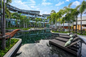 2 Bedroom Garden View Condo for Sale in Mida Grande, Surin, Phuket - Luxury Amenities On-site