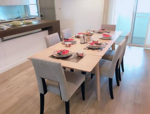 2 Bedroom Pet Friendly Apartment in Sathorn