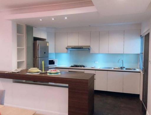 2 Bedroom Pet Friendly Apartment in Sathorn