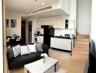 HQ Thonglor  Modern 2 Bedroom Duplex in Thonglor