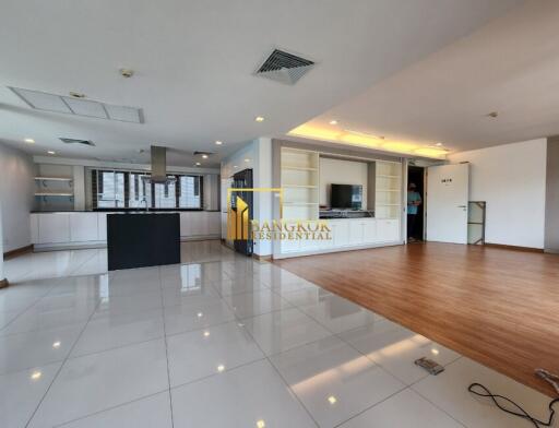 Amazing 3 Bedroom Penthouse Apartment in Phloen Chit