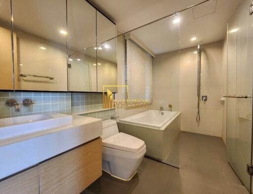 Amazing 3 Bedroom Penthouse Apartment in Phloen Chit