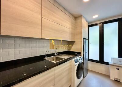 Modern 2 Bedroom Phrom Phong Apartment For Rent