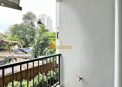 Modern 2 Bedroom Phrom Phong Apartment For Rent