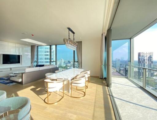 The Strand  3 Bedroom Super Luxury Condo Near BTS Thong Lo