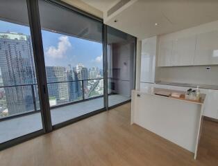 The Strand  3 Bedroom Super Luxury Condo Near BTS Thong Lo